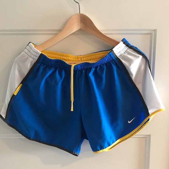 Nike Dri-Fit Running Shorts - Picture 2 of 4